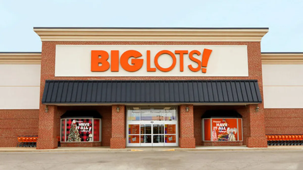 Big Lots to remain open on Thanksgiving.